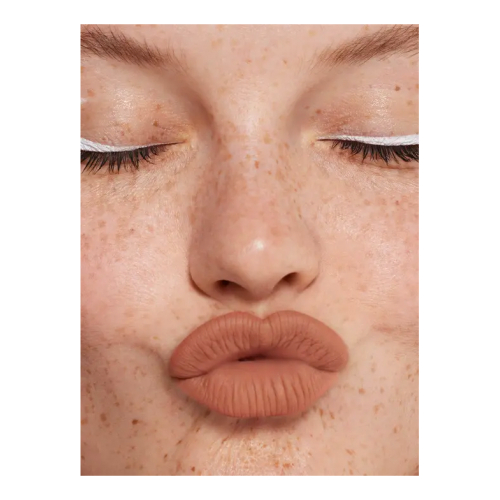 about-face - Delineador labial Matte Fix - 11: Baby Be Good