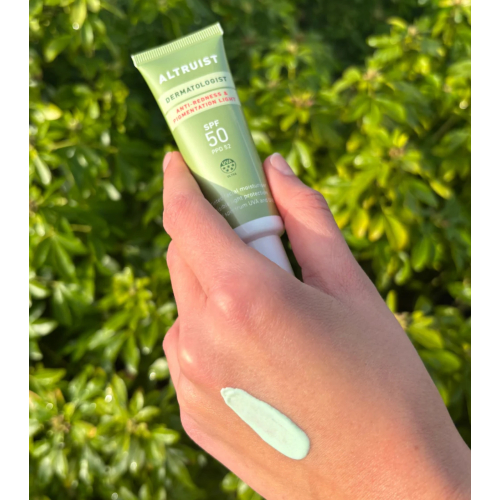 Altruist - Creme de Dia Dermatologist Anti-Redness & Pigmentation Light SPF50