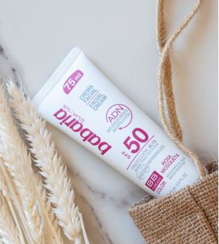 Babaria - BB protetor solar creme facial cream SPF50 75ml - Rosa Mosqueta