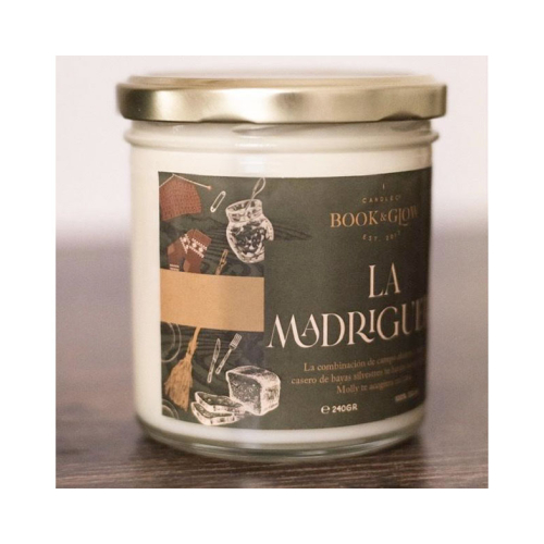 Book and Glow - *Mundos Extraordinários* - Vela de soja vegana - A Toca