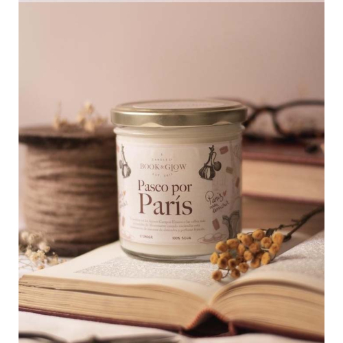Book and Glow - *Wanderlust* - Velas de soja - Paseo por París