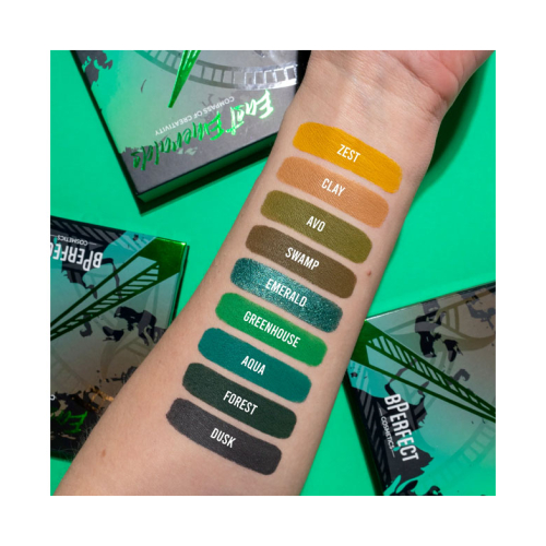 BPerfect - *Compass of Creativity* - Paleta de Sombras East Emeralds