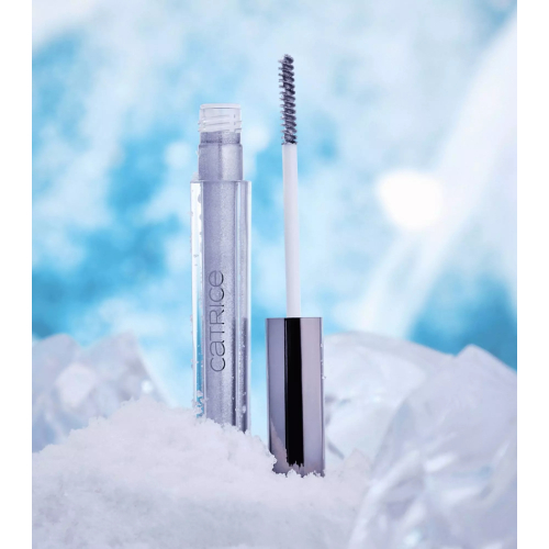 Catrice - *Arctic Illusion* - Corretor de sobrancelha brilhante Arctic Blink