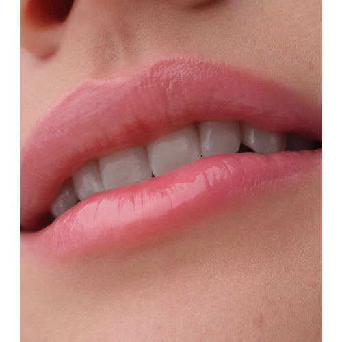 Catrice - Bálsamo labial Bare Glow - 010: Cool Pink