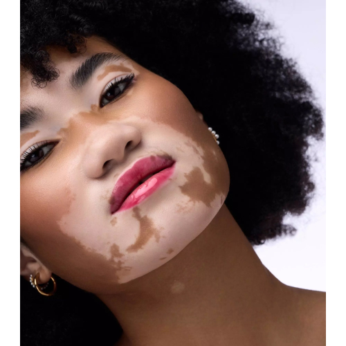 Catrice - Protetor labial Butter Drippin - 050: Cherry Delicious