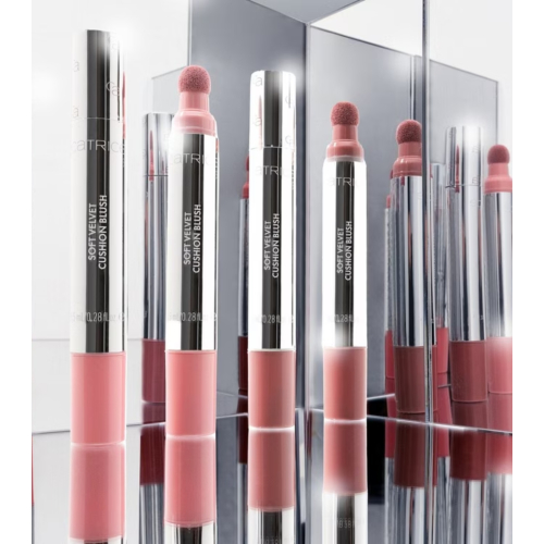 Catrice - *Beyond the Mirror* - Colorete cushion Soft Velvet - C01: My Soft Glow Signature