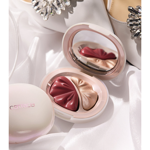 Catrice - *Brides & Besties* - Duo de blush e iluminador - C02: Glow Down The Aisle