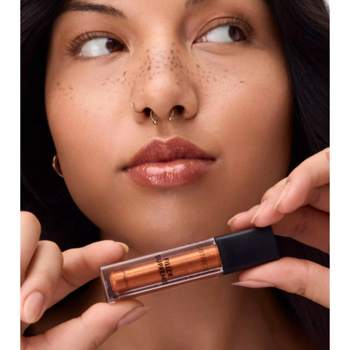 Catrice - Gloss Labial Filler Supreme - 070: Golden Hour Flex