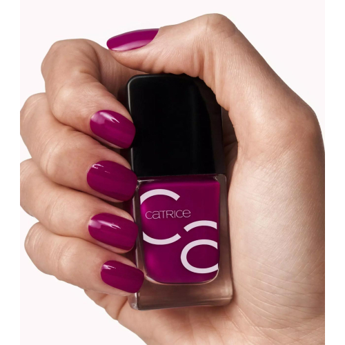 Catrice - Esmalte Fashion ICONails - 177: My Berry First Love