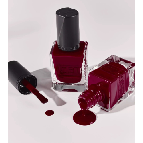 Catrice - Esmalte Gel Affair - 021: Caught On The Red Carpet