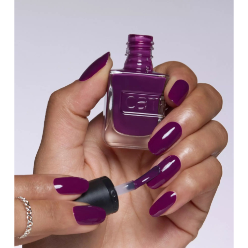Catrice - Esmalte Gel Affair - 023: Plum-believable