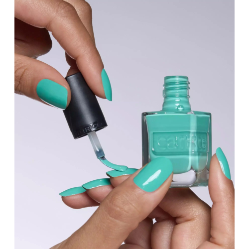 Catrice - Esmalte Gel Affair - 031: Electric Turquoise