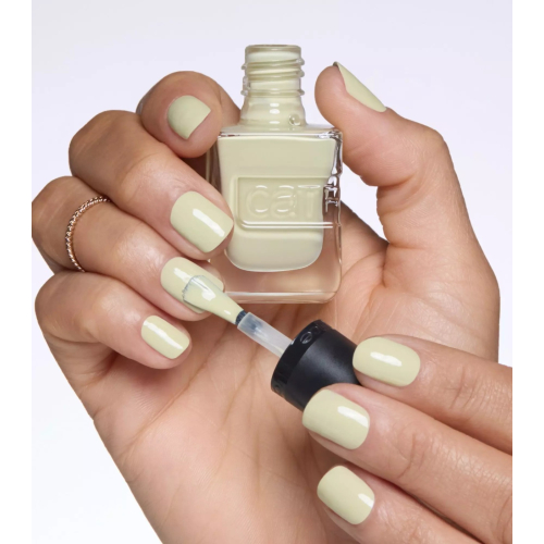 Catrice - Esmalte Gel Affair - 032: Drunk On Pistachio