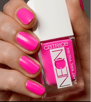 Catrice - Neon Blast Esmalte - 03: Flashing Pink