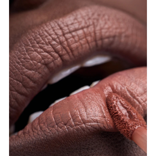 Catrice - *Glass Cloud* - Batom com efeito creme em pó Blur-Real Lip - C010: Teddy Hug