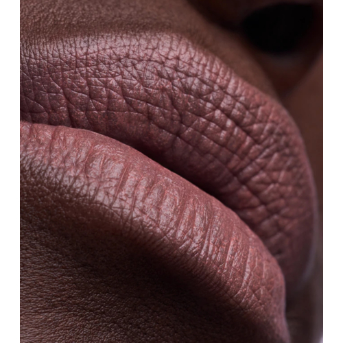 Catrice - *Glass Cloud* - Batom com efeito creme em pó Blur-Real Lip - C020: Blushed Reality