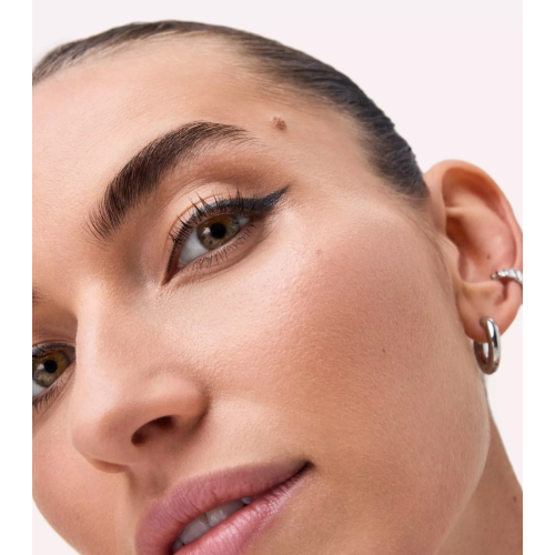 Catrice - Delineador Jewel Glide Effect - 010: Black Diamond