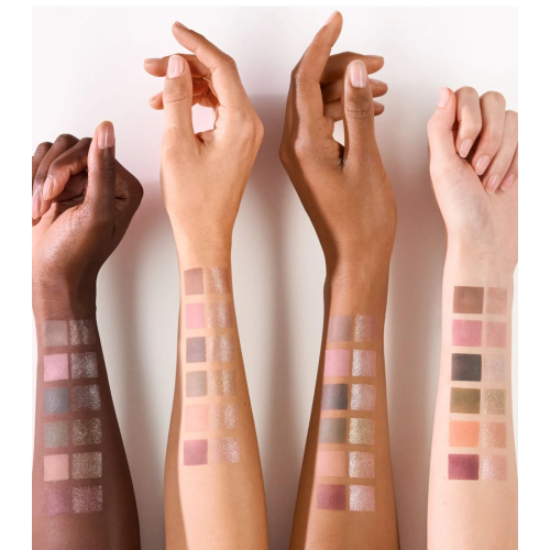 Catrice - Paleta de sombras creme a pó Diamond Treasures - 050: Peach Gleam