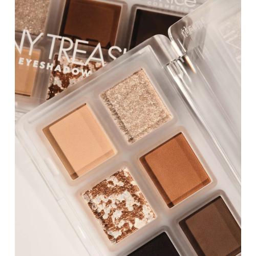 Catrice - Paleta de sombras Tiny Treasures - 010: Everyday Essentials