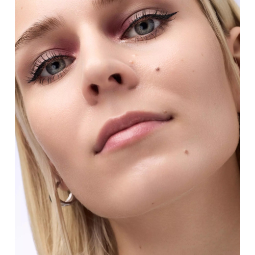 Catrice - Tiny Treasures Paleta de sombras - 020: Wild Berry