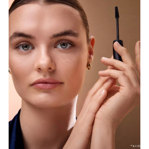 Catrice - *Wonder Woman* - Rímel Glam & Doll Volume