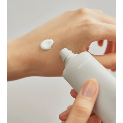 Celimax - *Dual Barrier* - Protetor solar facial Watery Sun Cream SPF50+ PA++++