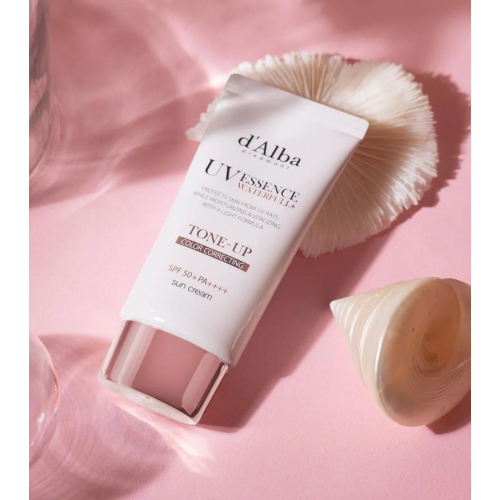 D'Alba - Protetor solar facial Tone-Up Pink Correcting SPF50+ PA++++