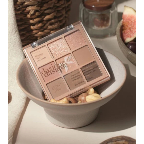 Dasique - Paleta de Sombras - 24: Muted Nuts