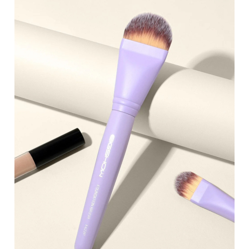Eigshow - *Purple* - Pincel para Base - F672P