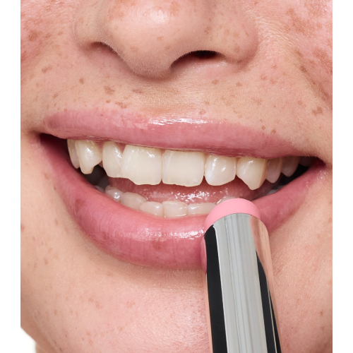 essence - Bálsamo labial Hydra Kiss - 02: Cotton Kiss