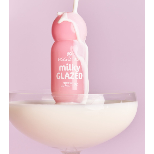 essence - Bálsamo labial Milky Glazed - 02: Strawberry Whip
