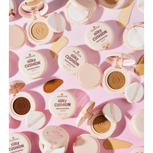essence - Base de maquilhagem Silky Cushion -115