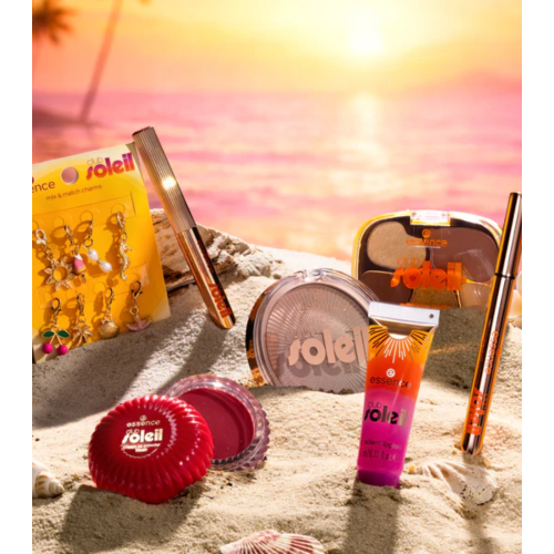 essence - *Club Soleil* - Conjunto de 8 charms Mix & Match