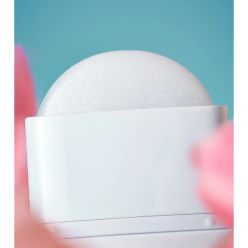 Catrice - *Egg-Cellent Easter* - Bálsamo Labial - 02: Blueberry Sugar Pop