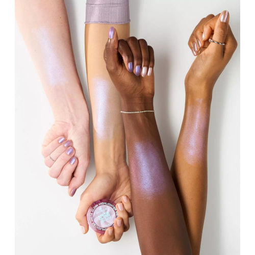 essence - Iluminador em pó Meta Glow