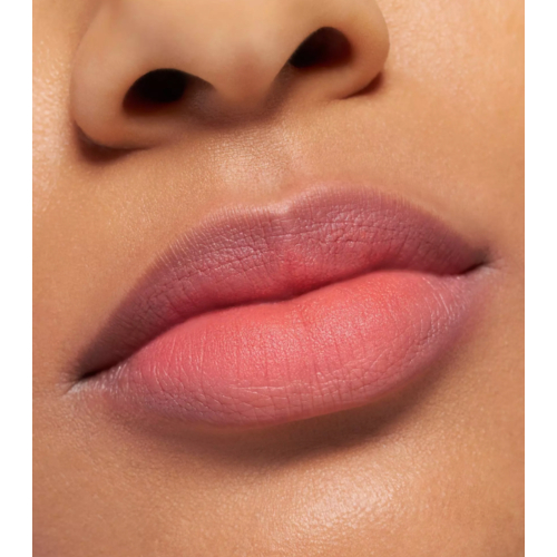 essence - Batom matte com acabamento esfumado BLUR soufflé - 03: Hot Offline