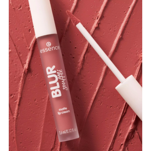 essence - Batom matte com acabamento esfumado BLUR soufflé - 03: Hot Offline