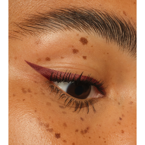 essence - Lápis de olhos Kajal - 32: Red Velvet