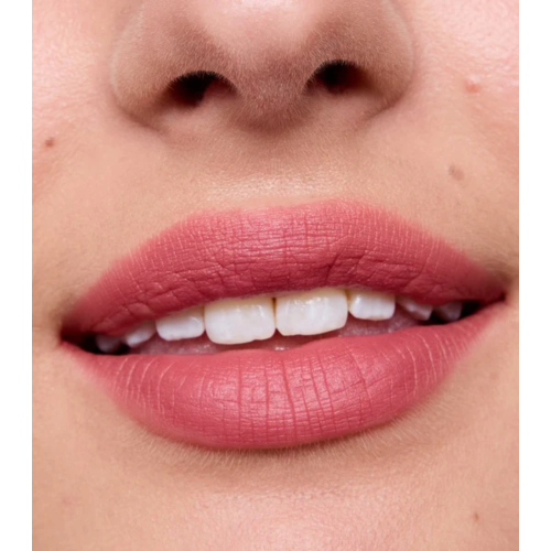 essence - Mousse labial Juicy Matte - 02: Featherlight Pink