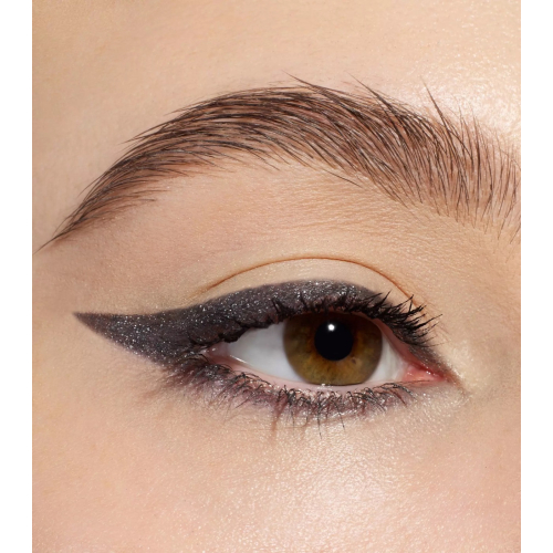 essence - Sombra em bastão Blend & Line - 05: Diamonds in the Sky