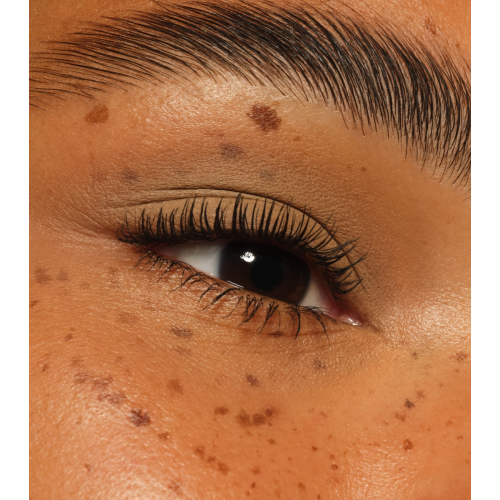 essence - Sombra de olhos em stick Blur Nude - 03