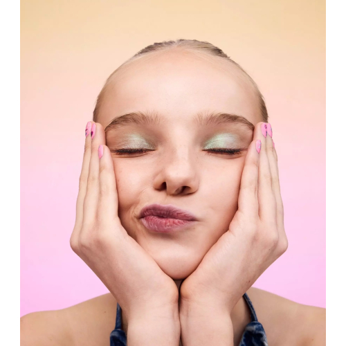 essence - *Superman* - Paleta de sombras - 02: Join the league