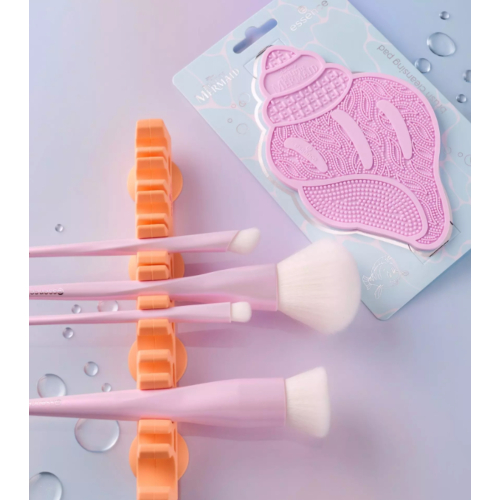 essence - *The Little Mermaid* - Tapete de Limpeza de Pincéis