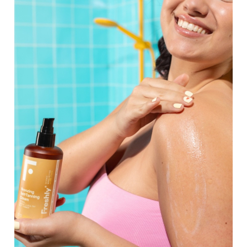 Freshly Cosmetics - Creme corporal autobronzeador Bronzing Radiance