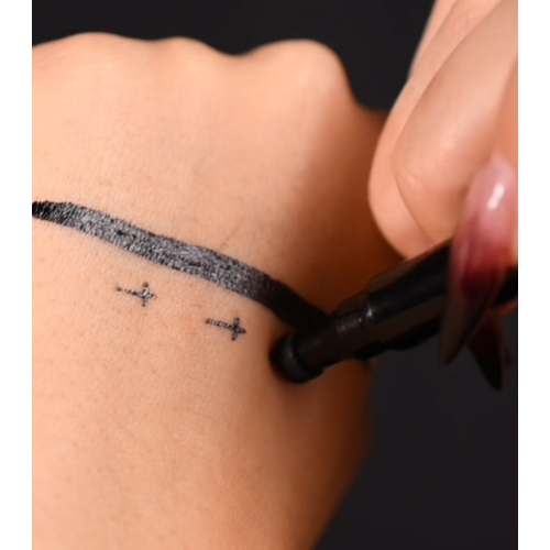 Lethal Cosmetics - *The Conjuring* - Delineador de duas pontas - Black Mass