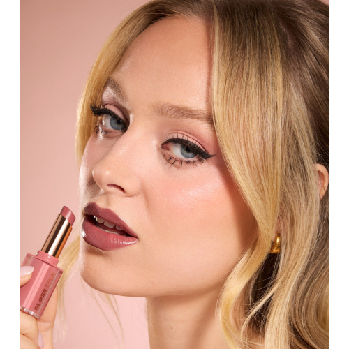 Makeup Revolution - Batom Pout Lip Gloss Stick - Creme Brulee Mauve