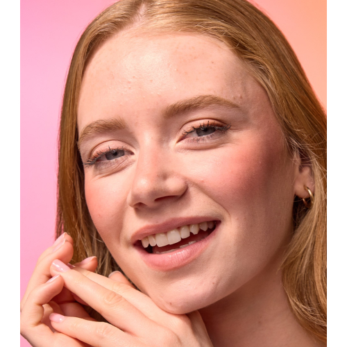 Makeup Revolution - Blush Cream to Powder Bouncy Blur - Light as a Cloud Peachy Pink