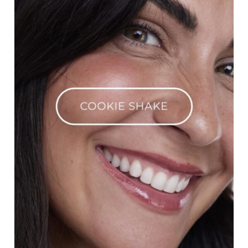 Maria Orbai - Conjunto Glossy Lip Butter + Necessaire