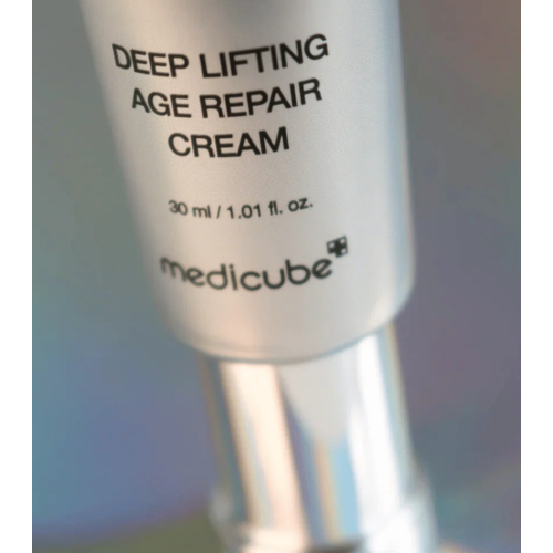 Medicube - *Age-R* - Creme antienvelhecimento Deep Lifting Age Repair