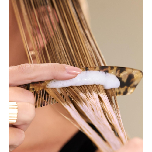 NEQI - *Volume Victory* - Mousse Modeladora Volumizadora